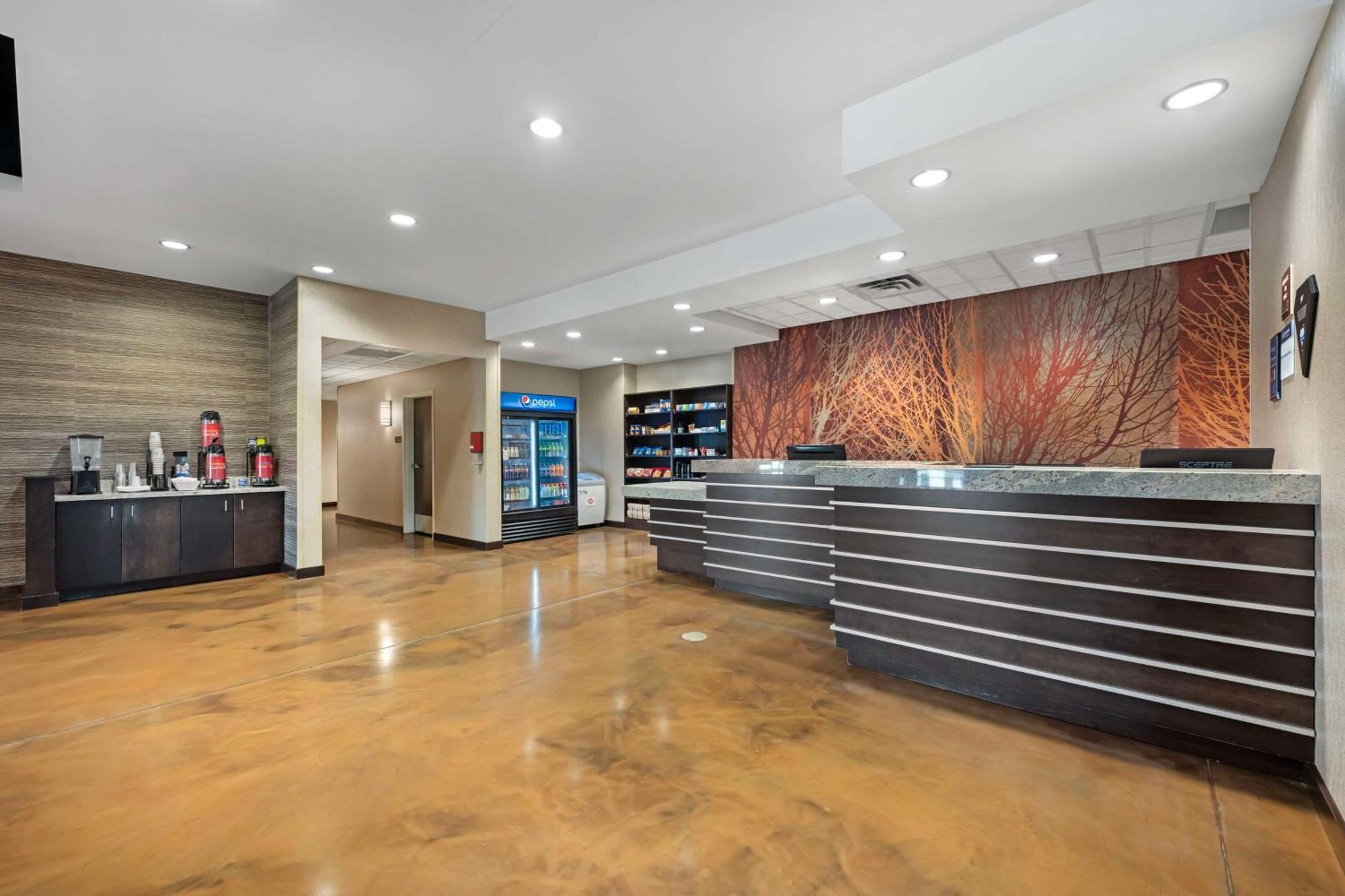 Best Western Plus Lakeview Hotel Madison Extérieur photo