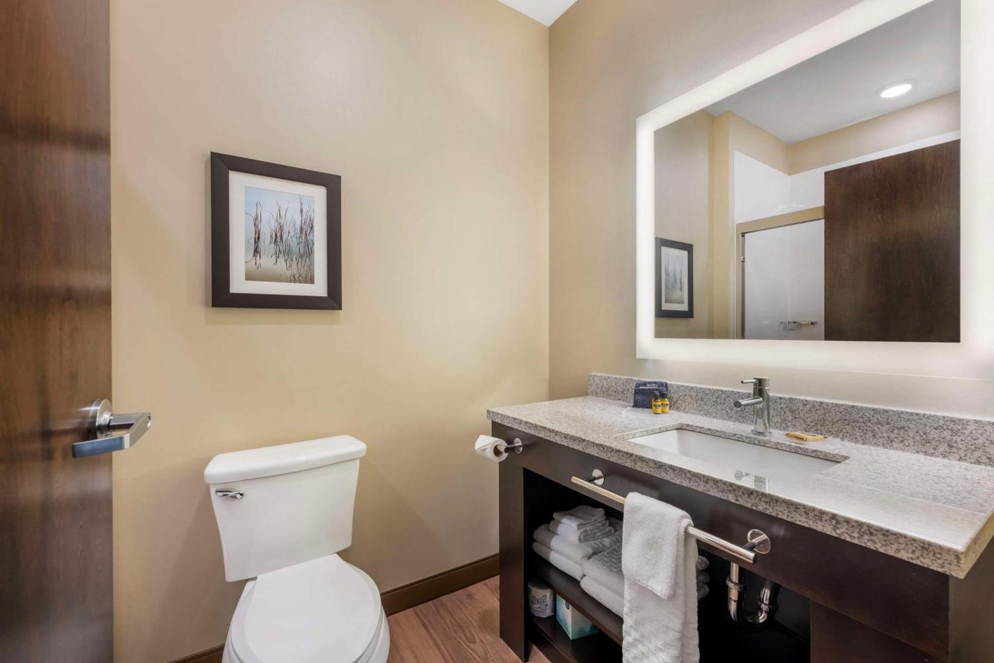 Best Western Plus Lakeview Hotel Madison Extérieur photo