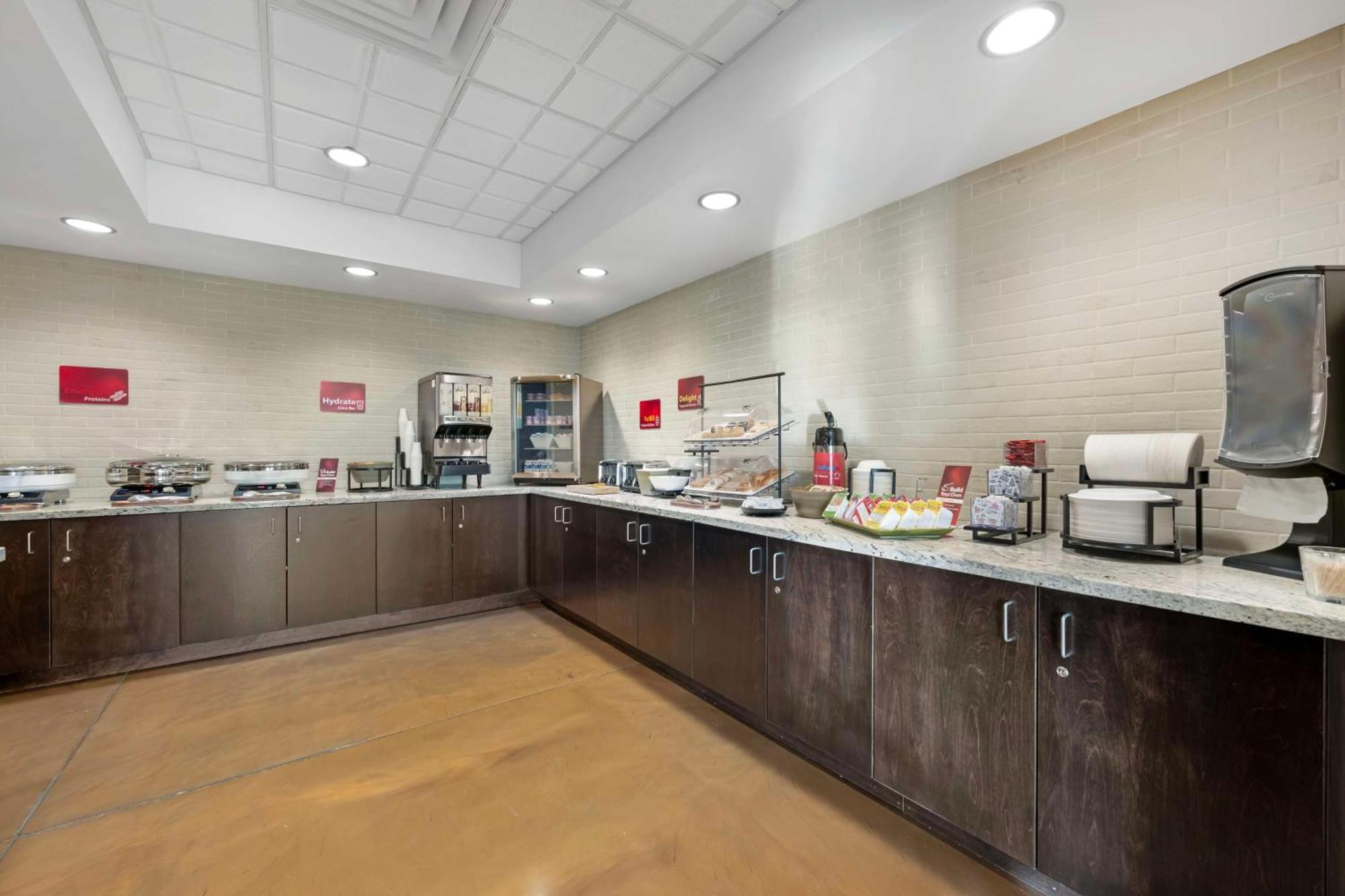 Best Western Plus Lakeview Hotel Madison Extérieur photo