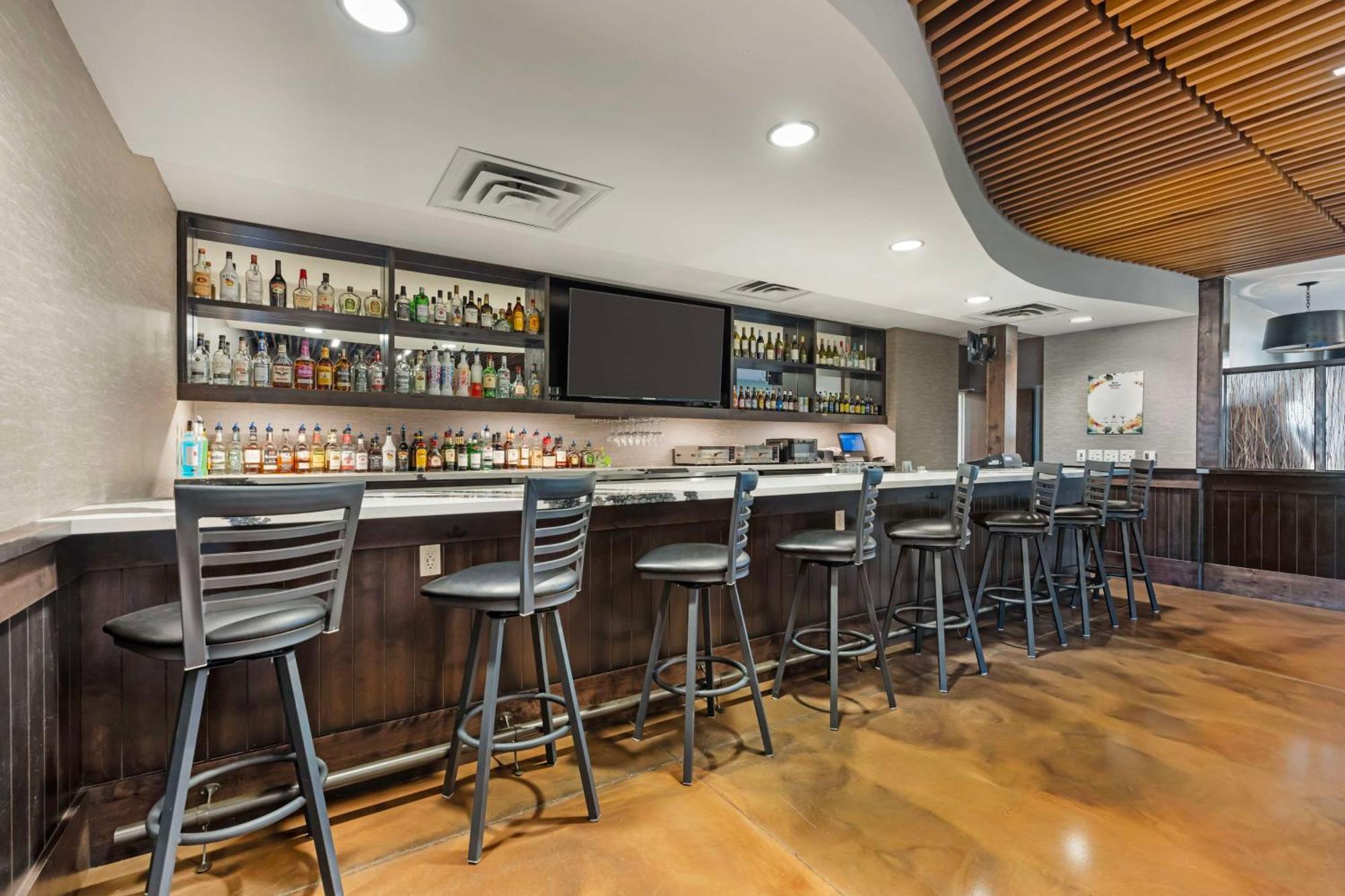 Best Western Plus Lakeview Hotel Madison Extérieur photo